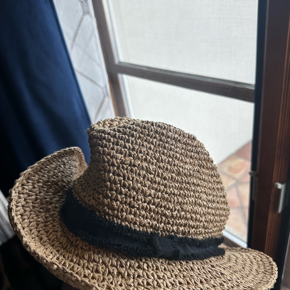 Zara Tan Straw Hat with Black Band - Picture 3 of 5
